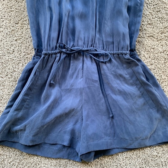 NWT Anthropologie Elevenses Westward Cupro Halter Neck Blue Romper Sz 0 - Picture 3 of 6